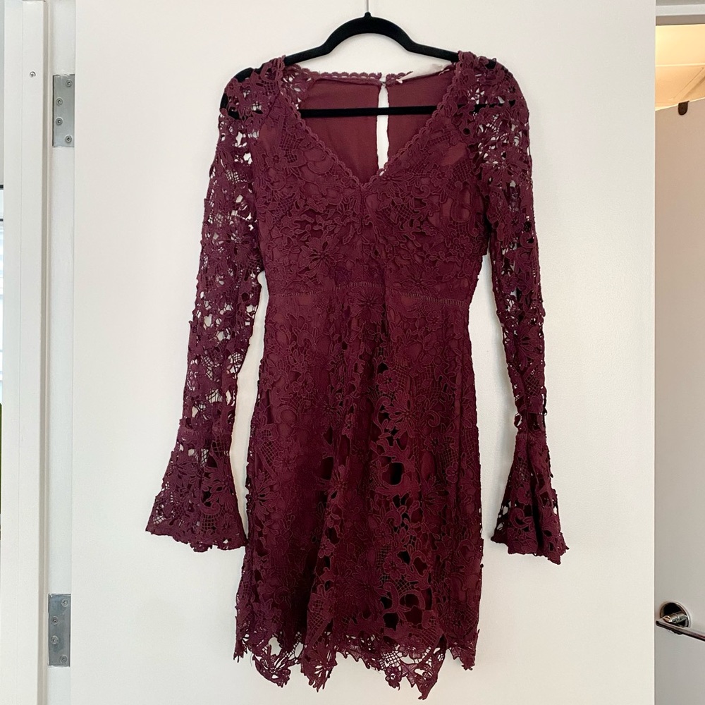 ASTR the Label Purple Lace Long Sleeve Dress Small